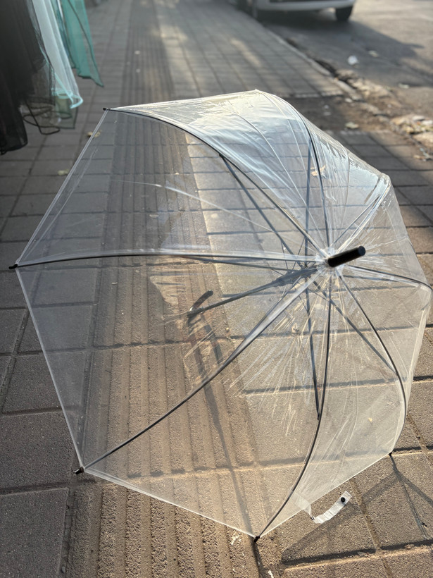 چتر شیشه ای شفاف